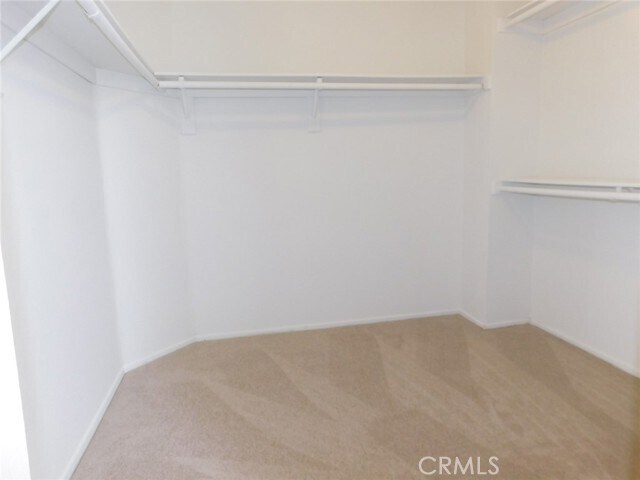Building Photo - 9 Corriente