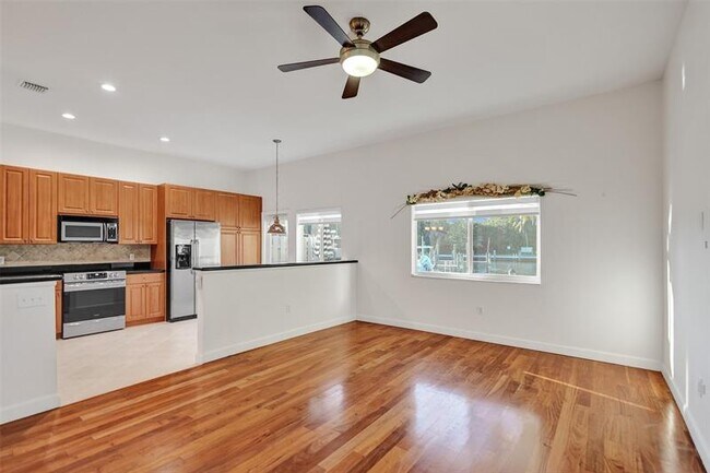 Building Photo - 2724 Treasure Cove Cir