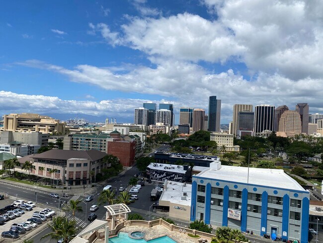 Building Photo - Keola Lai - Spacious 2/2/2 in Kakaako