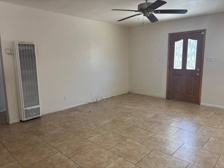 Livingroom - 4428 W 171st St