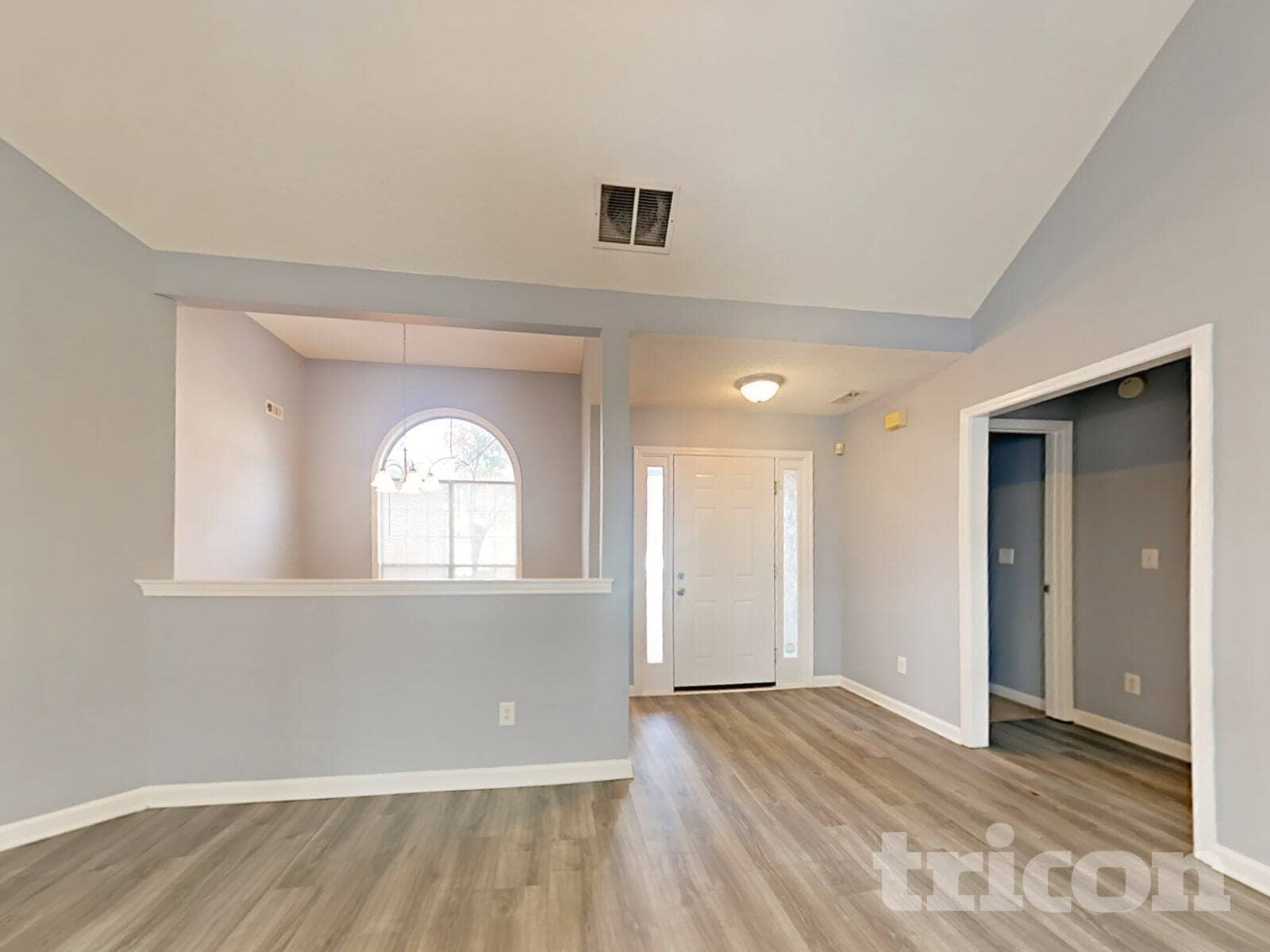 Building Photo - 608 Waterford Ln