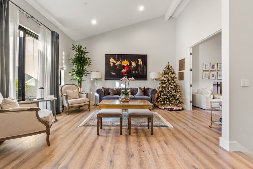 Building Photo - 2202 Felton Ln