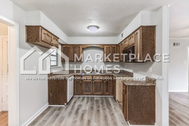 Building Photo - 3902 Trufant Ave