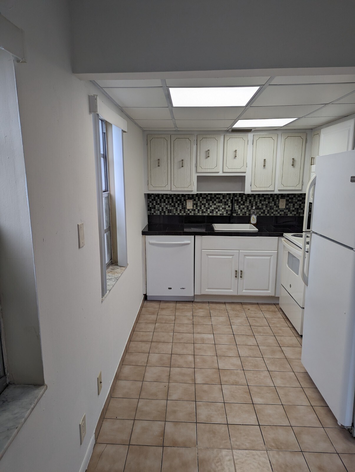 Building Photo - 517 Flanders K