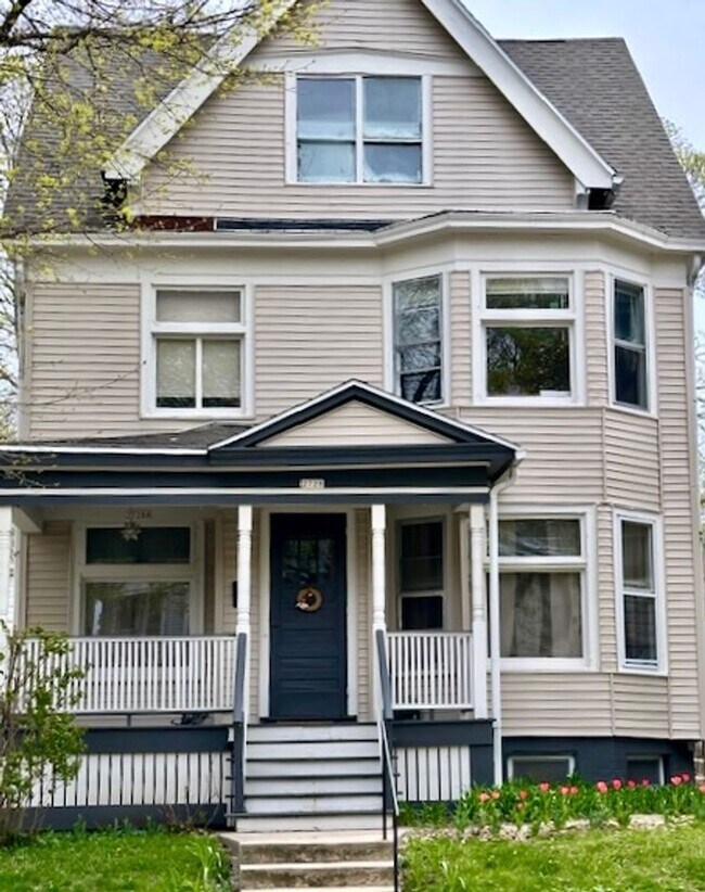 Building Photo - 2728 N Murray Ave