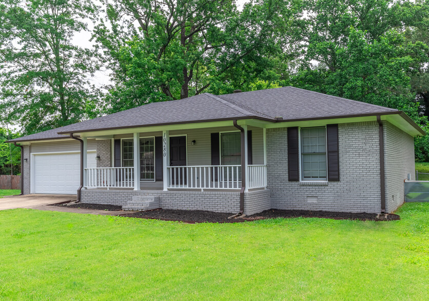 Main House - 10280 Long Meadow Rd