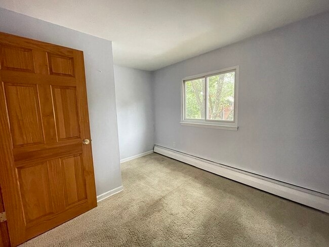 Building Photo - 97 Bishop Dr