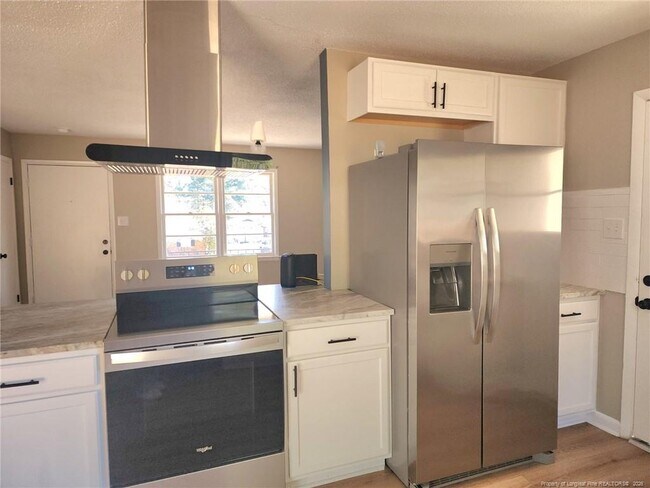 Building Photo - 1018 Appalachin Dr