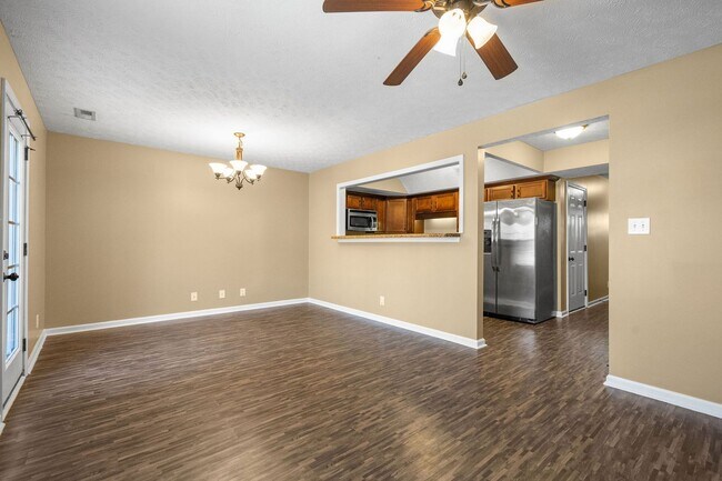 Building Photo - 309 Rowand Ct