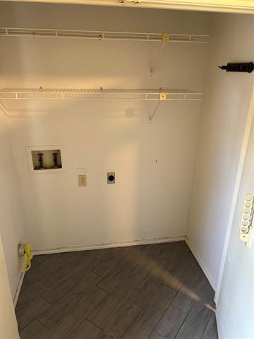 Building Photo - 111 Glade Shadow Dr