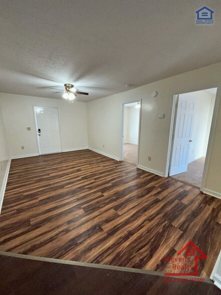 Building Photo - 235 Dogwood Pointe Dr