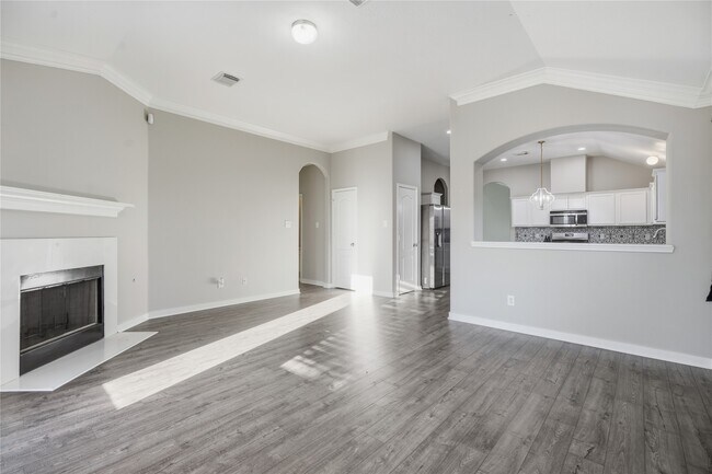 Building Photo - 2249 Waxwing Dr