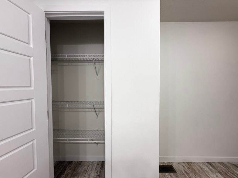 Building Photo - 2018 Lark Ln NW