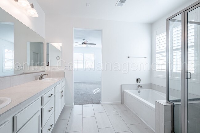 Building Photo - 4 Bedroom/2 Bath Home with Paid Solar - $2995 Per Month!