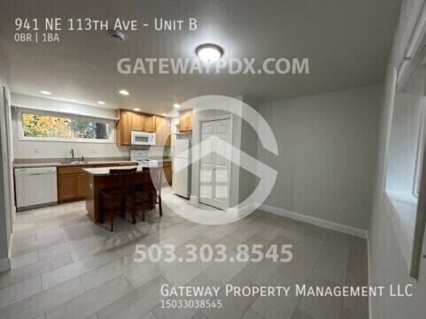 Building Photo - 941 NE 113th Ave