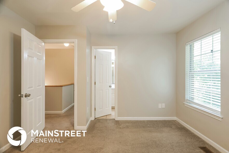Building Photo - 1333 Riverford Cir