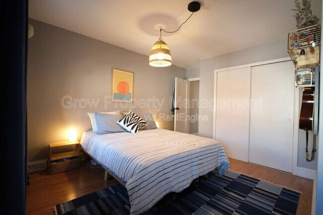 Building Photo - 928 Hoffman St