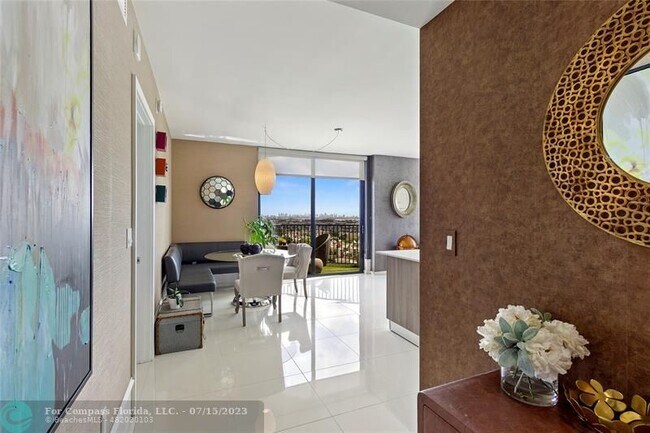 Building Photo - 5300 NW 85th Ave