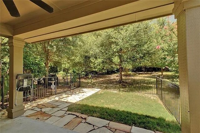 Building Photo - 1310 W Parmer Ln