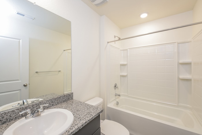 Building Photo - 13416 Oneida Ln