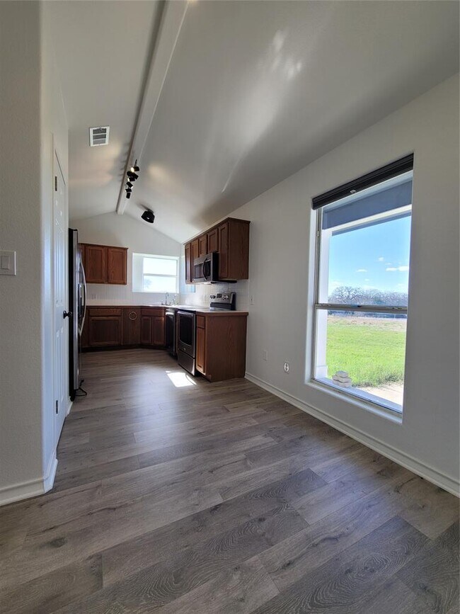 Building Photo - 208 Newcastle Dr