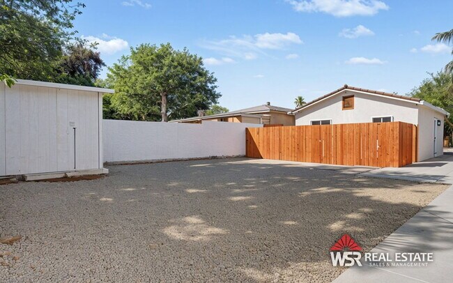 Building Photo - 3625 Everest Ave