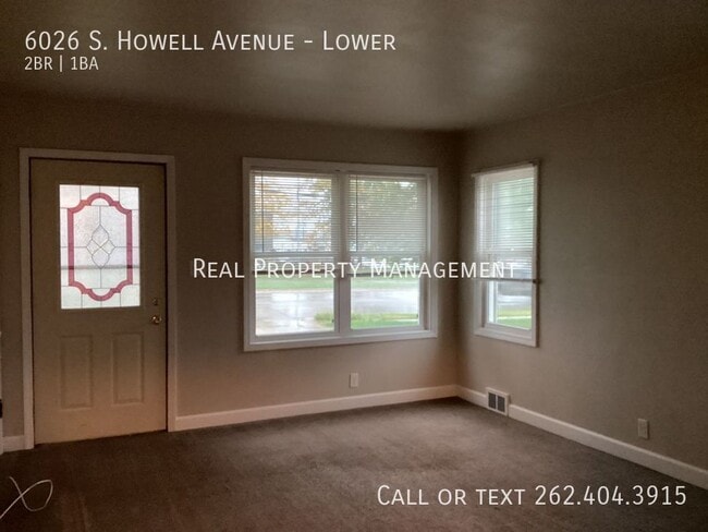 Building Photo - 6026 S Howell Ave