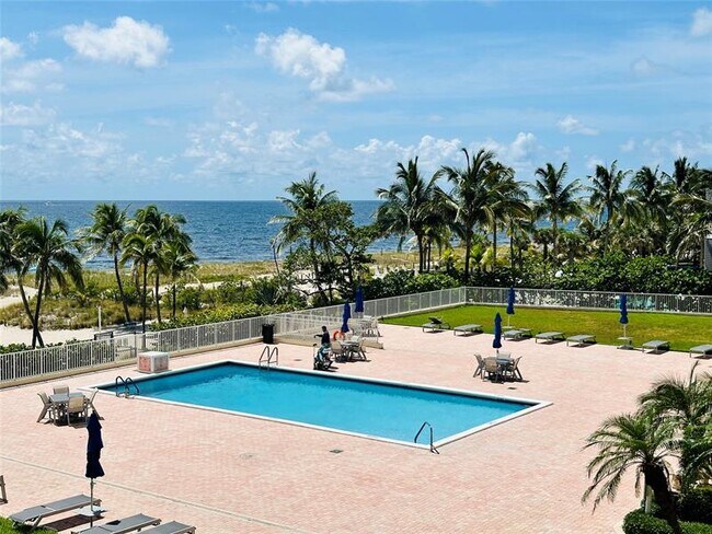 Building Photo - 750 N Ocean Blvd