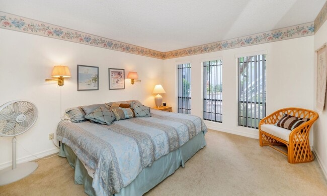 Building Photo - Rates Vary: $1,995 - $2,995