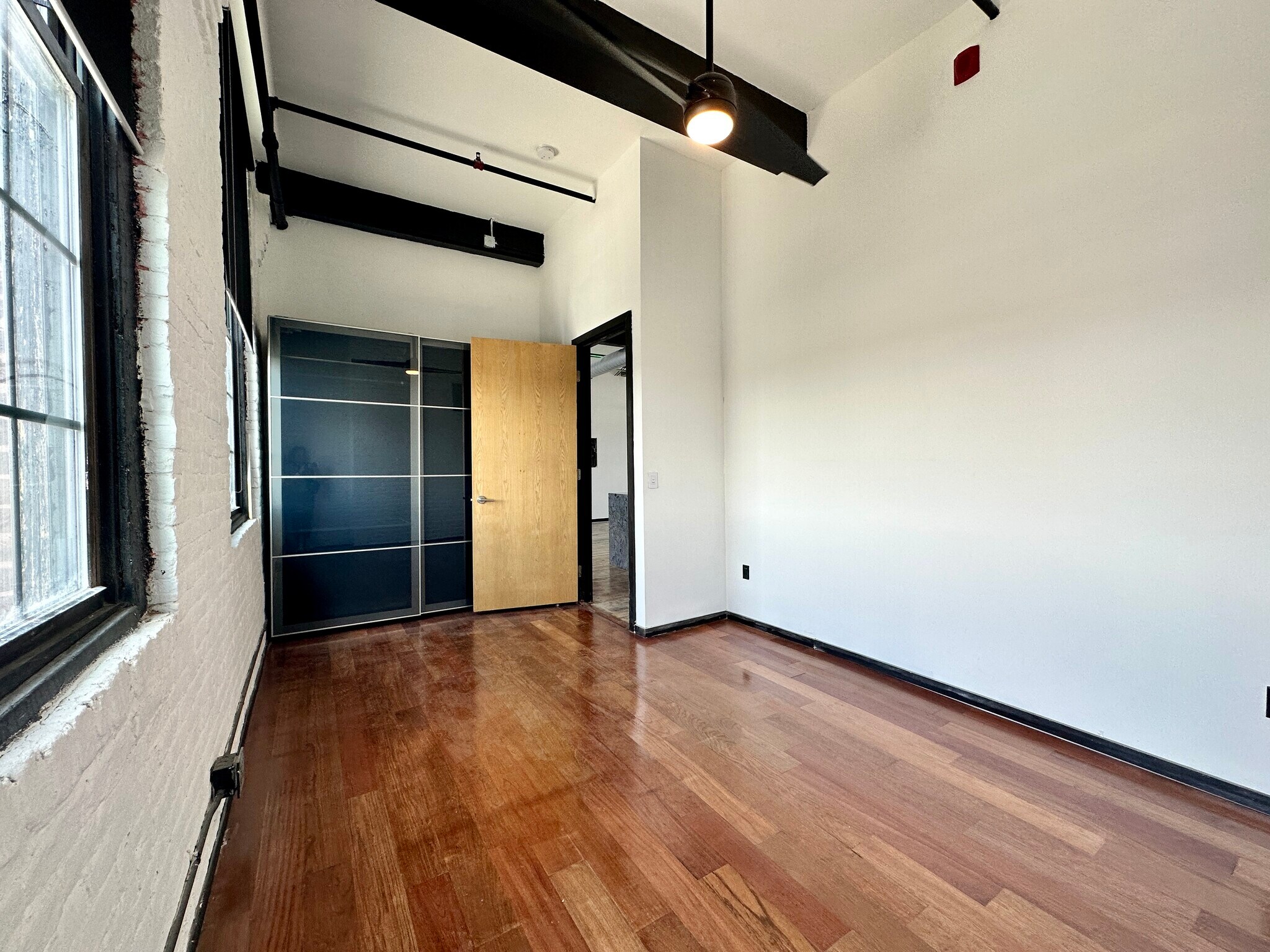 Building Photo - 109 Summer St