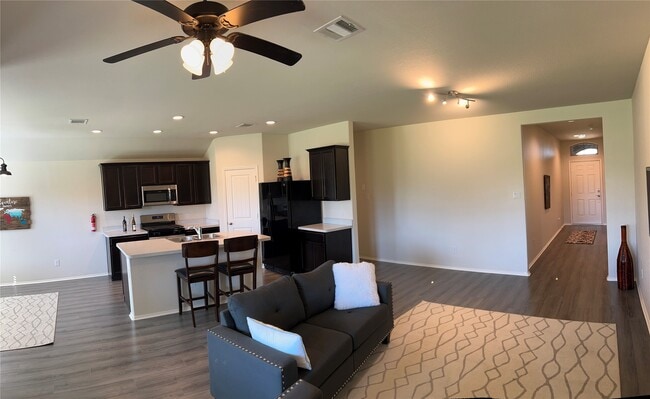 Building Photo - 3931 Barnacle Ct