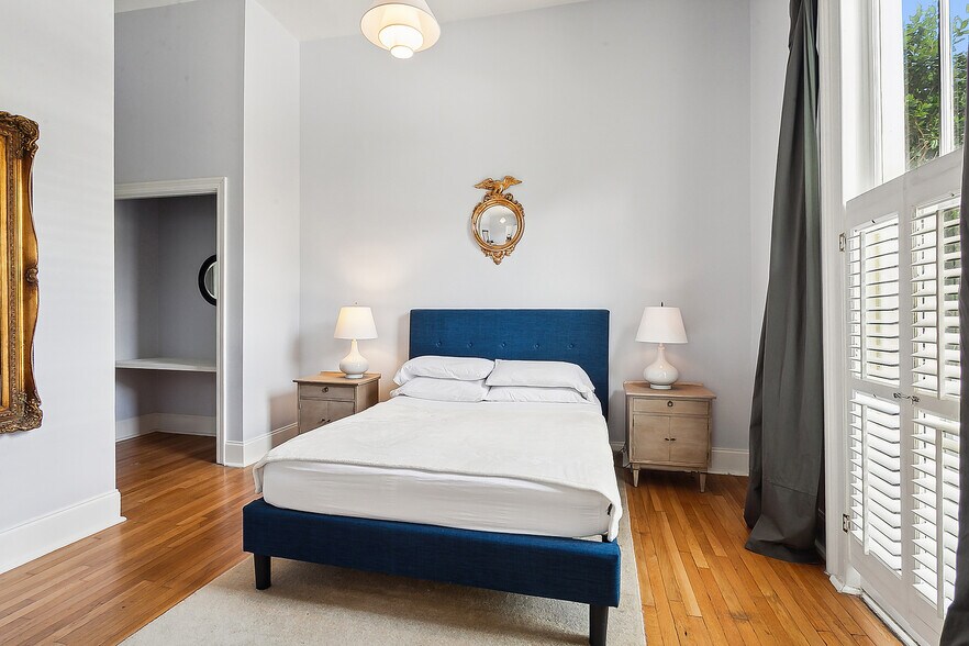 Building Photo - 6222 Laurel St