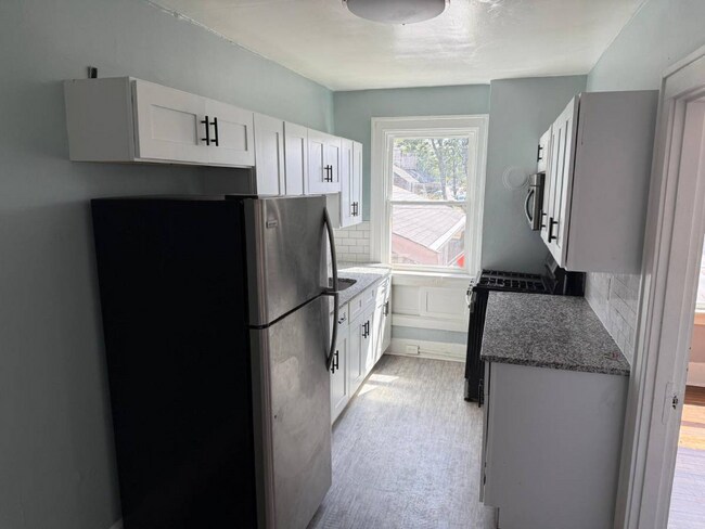 Building Photo - 5368 Carthage Ave