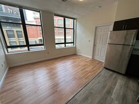 Building Photo - 68 Essex St