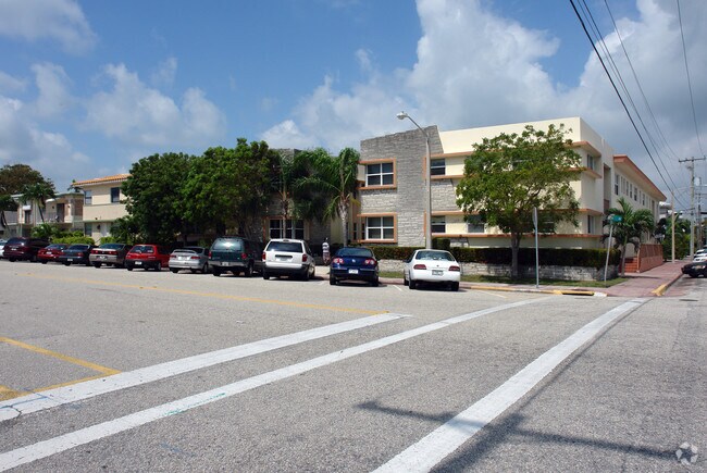 Building Photo - 7344-7350 Byron Ave