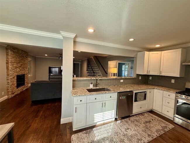 Building Photo - 13455 Mill Grove Ln