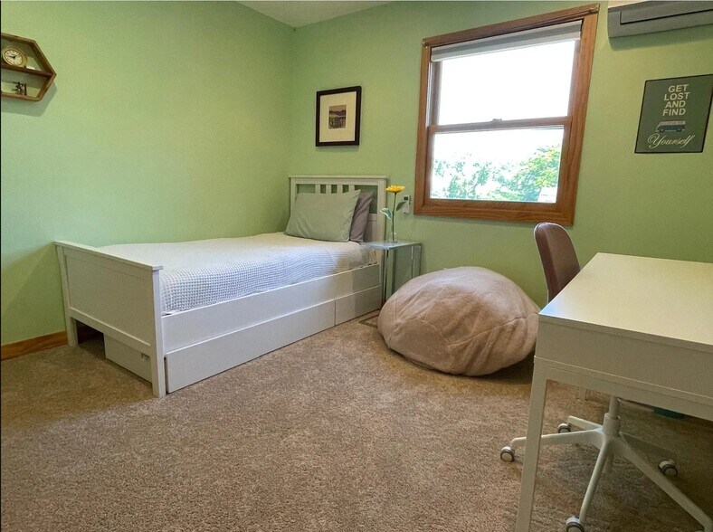 Bedroom 3 - Set Up for Sleep but Could be another Study - 45 Benthaven Pl