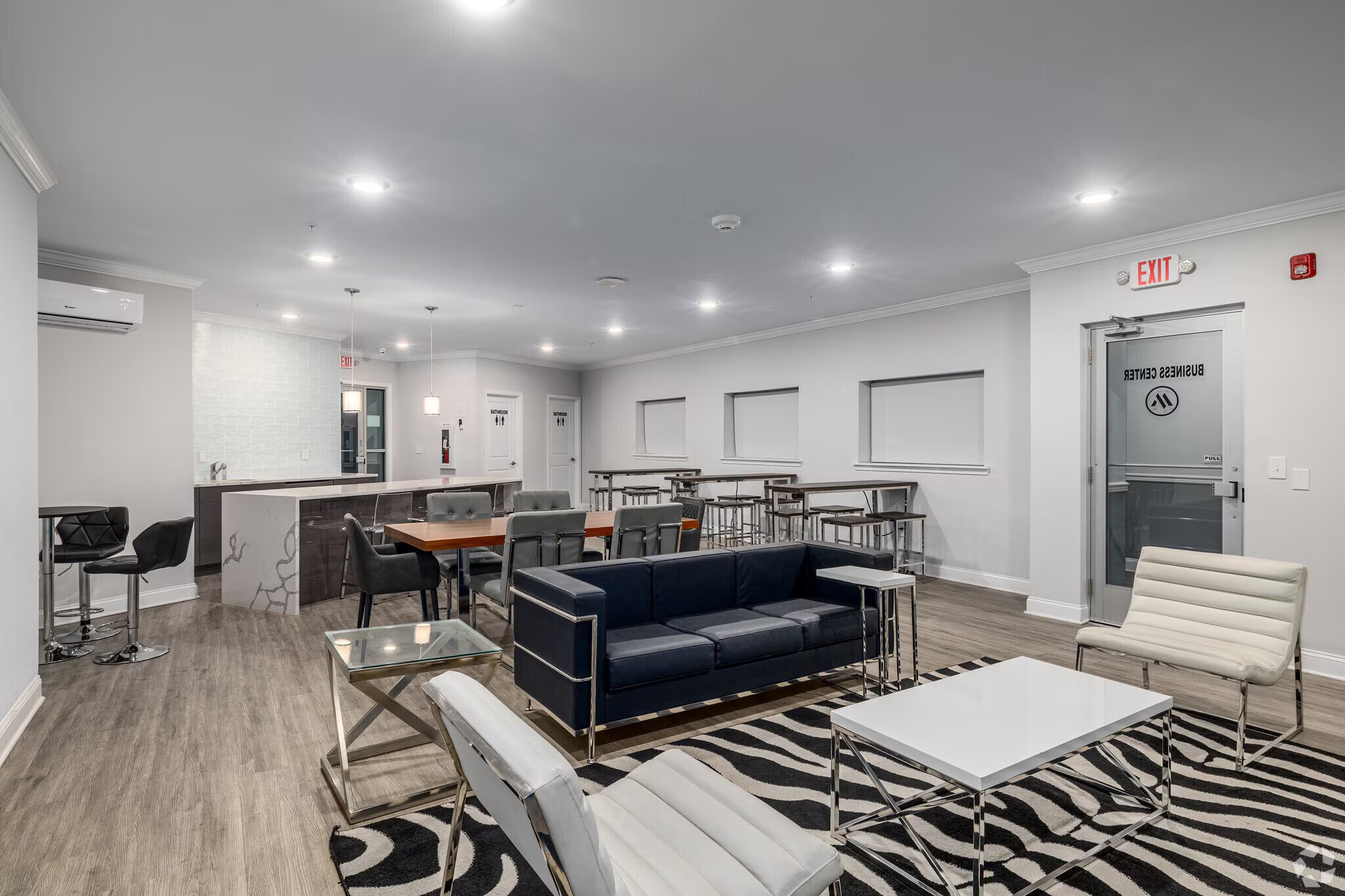 Building Photo - 95 Murray St