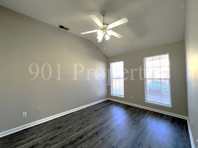 Building Photo - 9851 Maggie Woods Pl