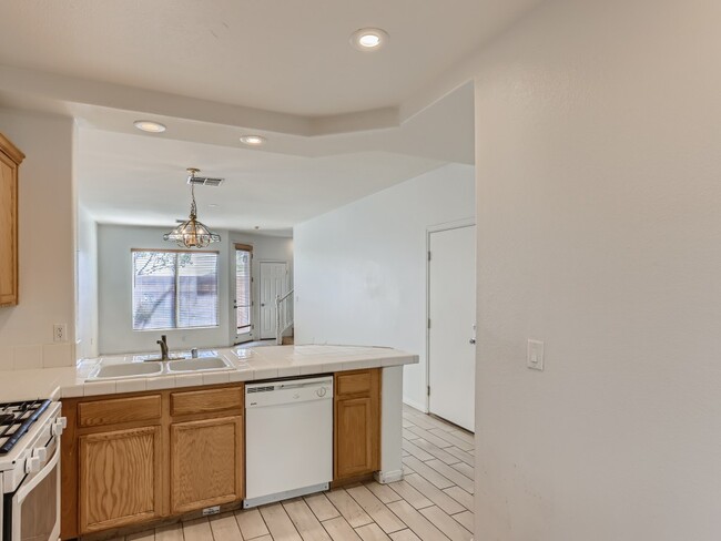 Building Photo - 8278 Annual Ridge St