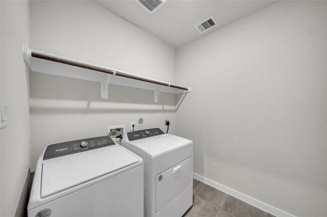 Building Photo - 6338 Buffalo Bnd Ln