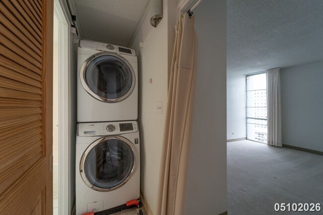 Building Photo - $2,100 | 1br/1ba Condominium in Harbour Ridge (ALL UTILITIES INCLUDED)