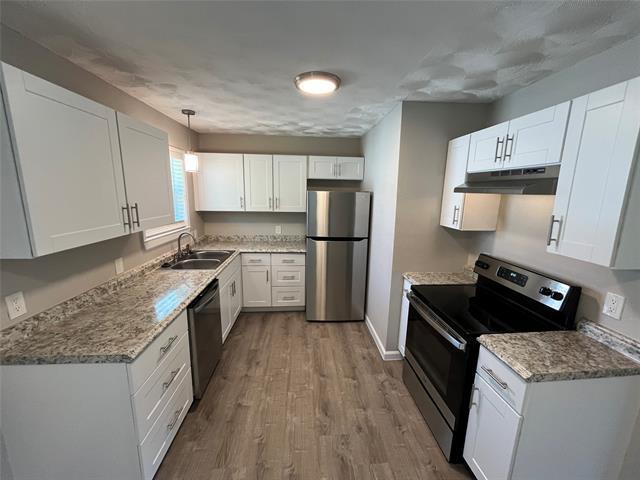 Building Photo - 705 Ivywood Dr