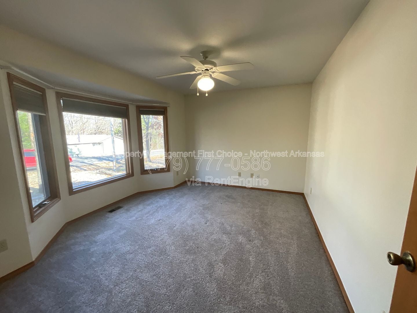 Building Photo - 12 Sunderland Dr