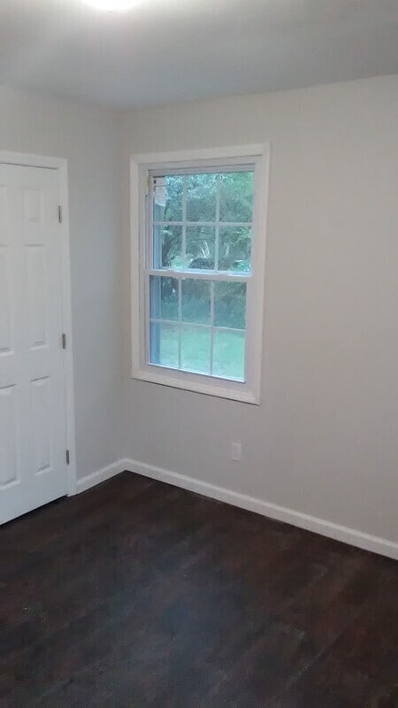 Building Photo - Noda East - 4207 Dinglewood Avenue