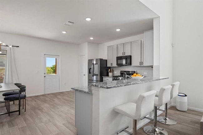 Building Photo - 6720 Coalinga Ln