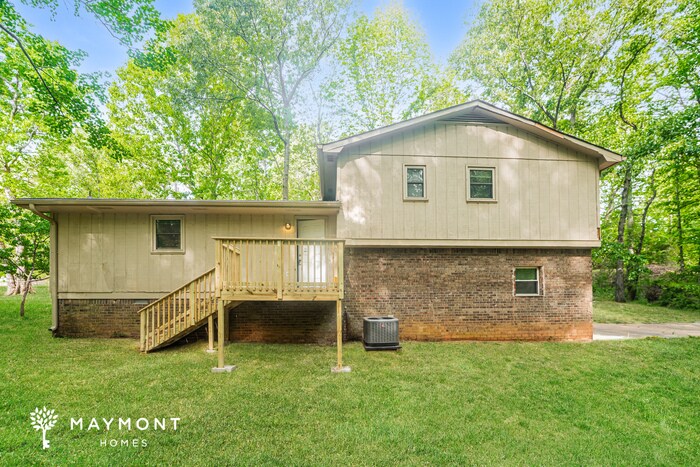 Building Photo - 25 Hyde Cir