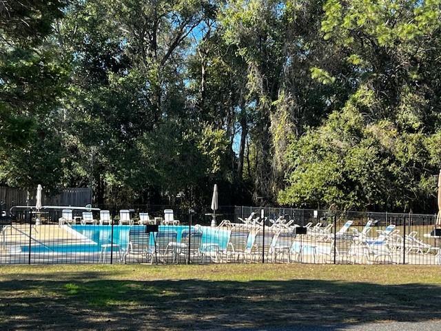 Building Photo - 207 Riverbend Dr