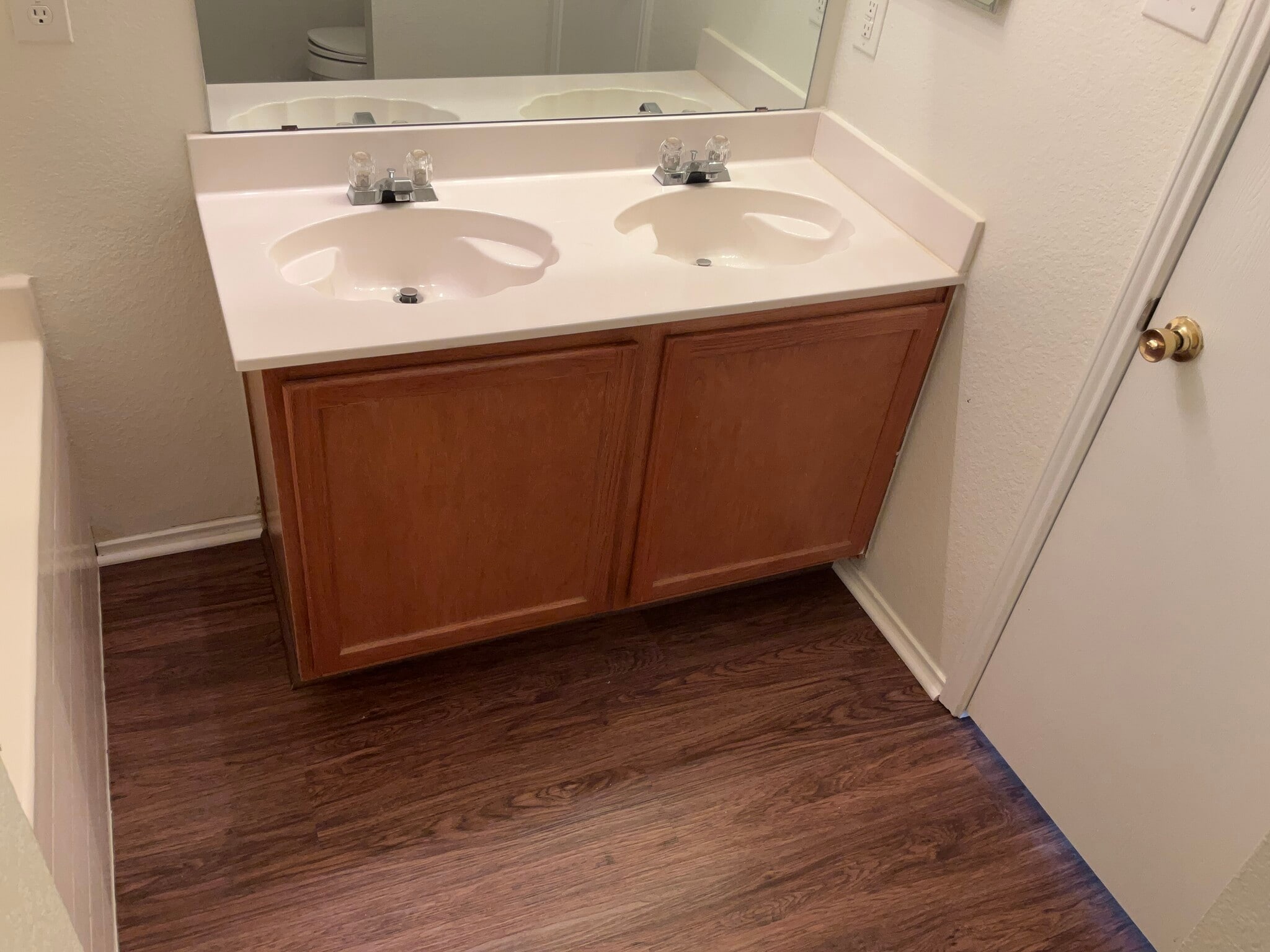 Building Photo - 8724 Hunters Creek Ct