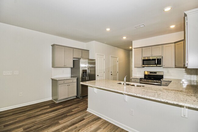 Building Photo - New Townhouse - Coming Soon!!!